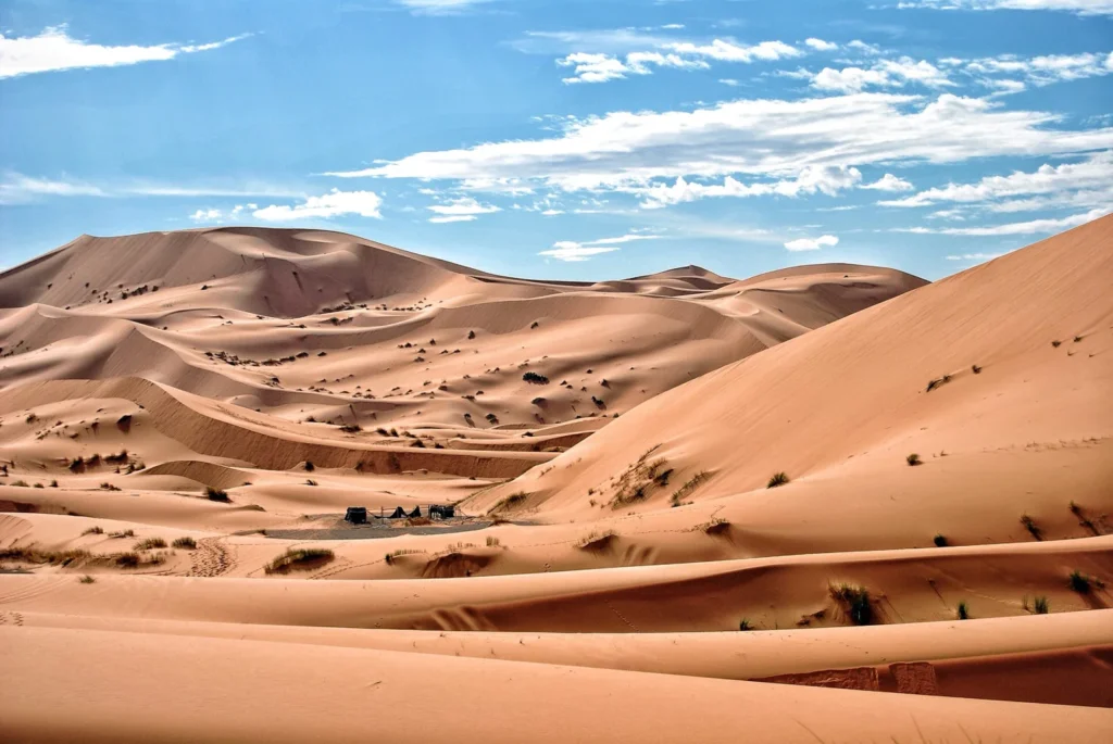 De la ciudad al desierto: Aventura en Marruecos